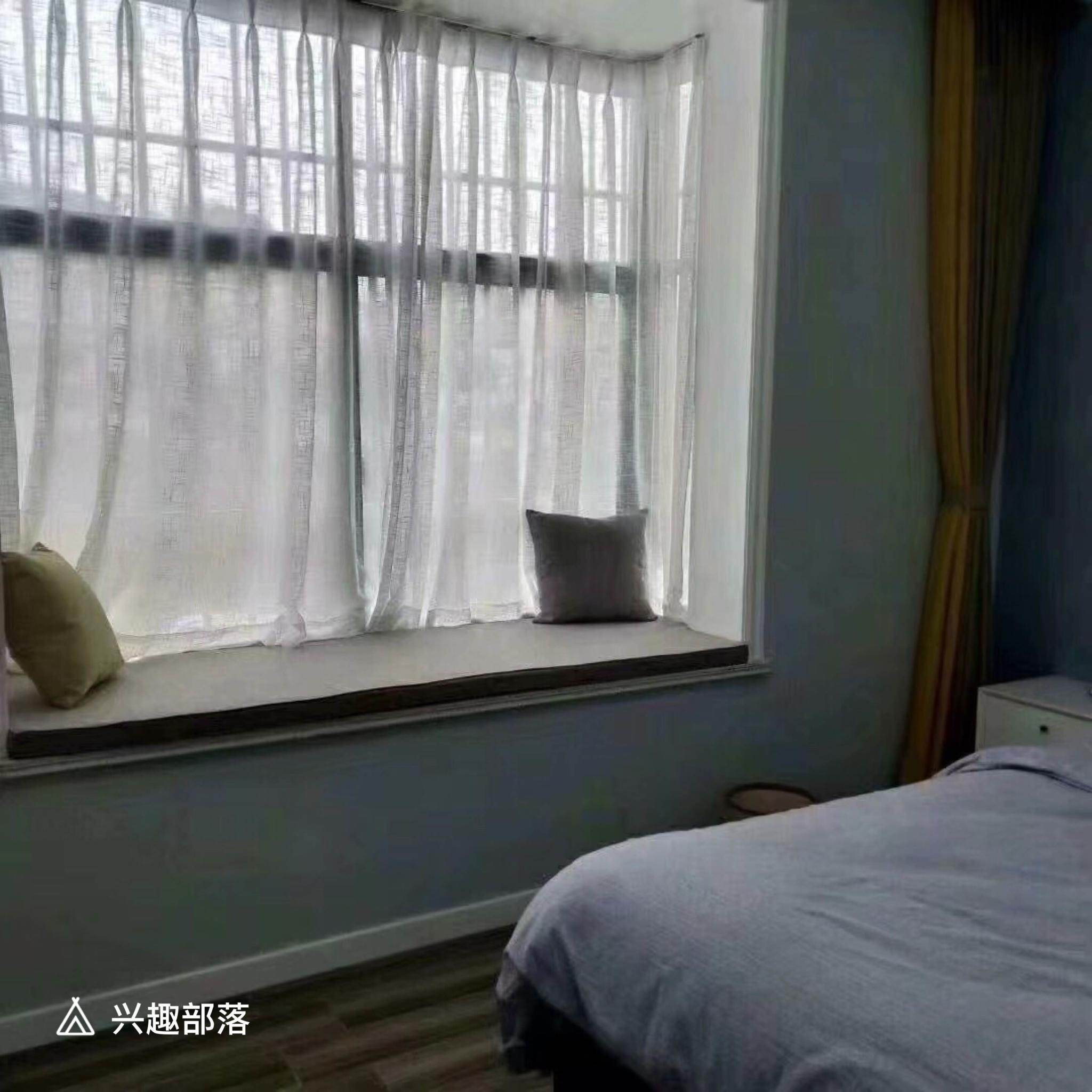 02.gif
