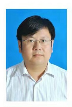 张明                省文明教师       省学术技术带头人.jpg
