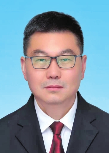 朱桂华.jpg